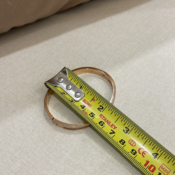 Gucci like bracelet. - Picture 7 of 7